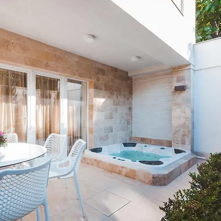 Suncity Apartment Odesa Exterior photo